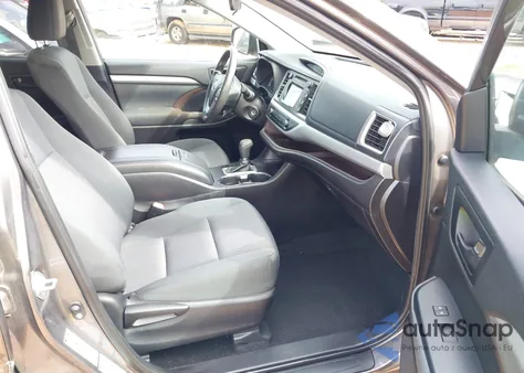 2019 Toyota Highlander Le from USA, damaged, VIN 5TDBZRFH5KS969986